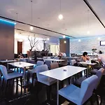 Hotel Sun Hall