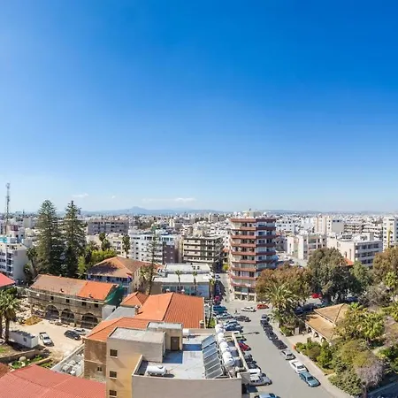 Sun Hall 4* Larnaca