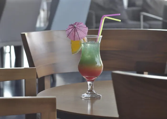 Sun Hall Szálloda Lárnaka