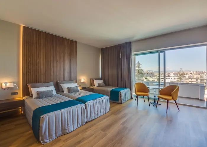 Sun Hall 4* Lárnaka