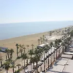 선 홀 4* 라르나카