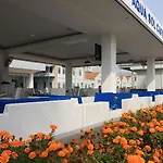 Hotel Sun Hall 4*