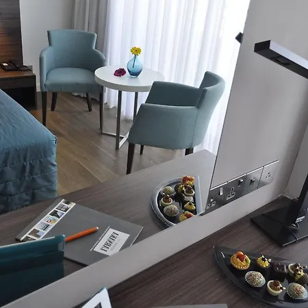 Hotel Sun Hall