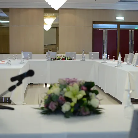 Sun Hall 4* Larnaca