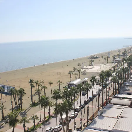 Sun Hall 4* Larnaca