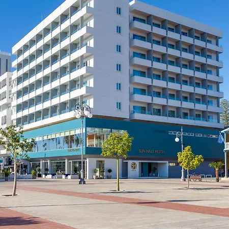 Sun Hall Hotel 4*