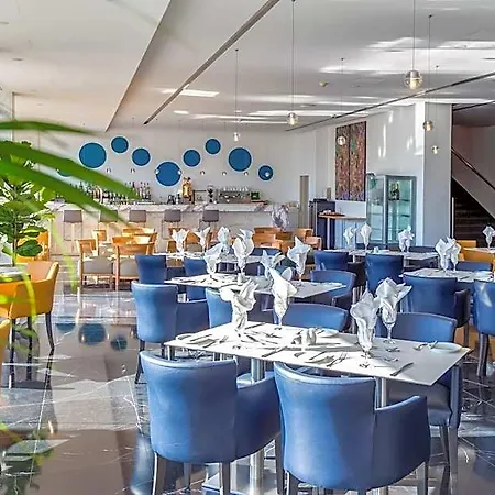 Hotel Sun Hall 4*