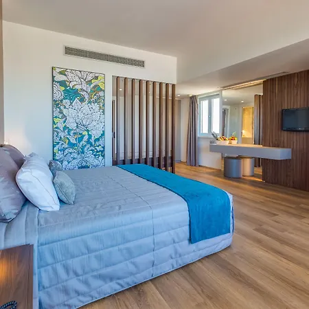 Hotel Sun Hall