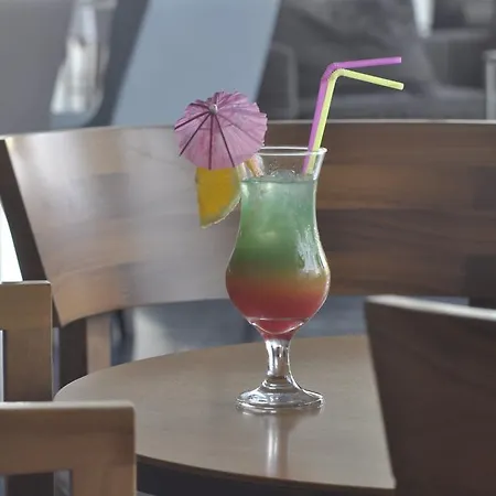Hotel Sun Hall Larnaca