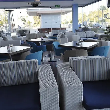 Sun Hall 4* Larnaca