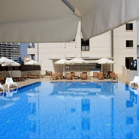 Hotel Sun Hall 4*