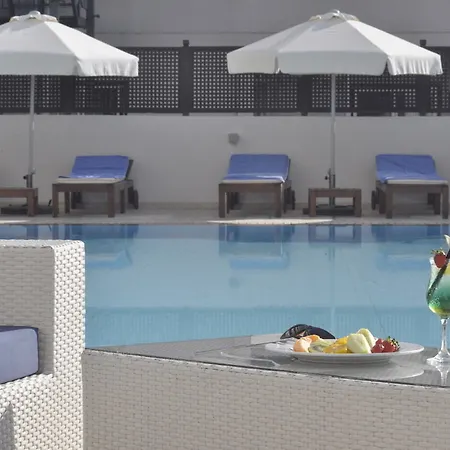 Hotel Sun Hall 4*