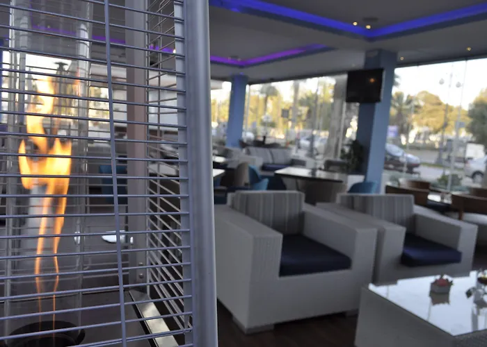 فندق سن هال