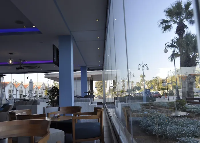 سن هال فندق 4*