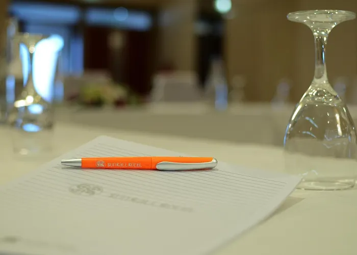 Sun Hall Hotel Larnaca