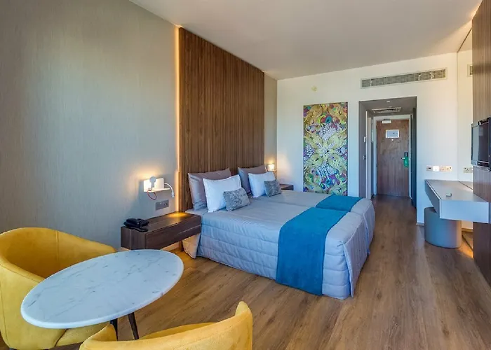 فندق سن هال