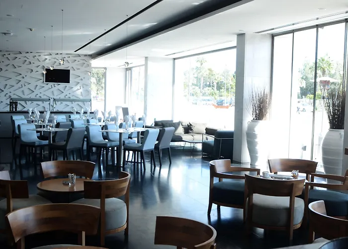 Ξενοδοχείο Sun Hall