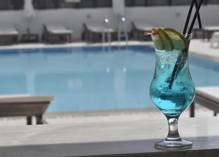 Ξενοδοχείο Sun Hall 4*