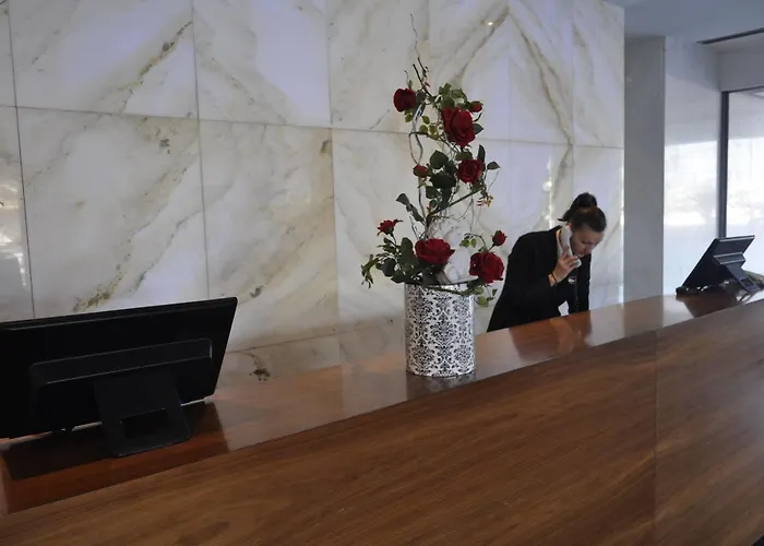 Ξενοδοχείο Sun Hall 4*