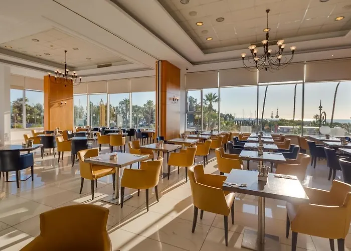 Sun Hall Ξενοδοχείο 4*